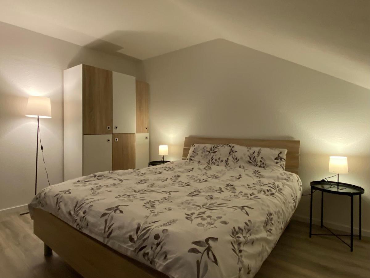 Marienhaus Apartment - Zentral, Parken, Netflix, Kontaktloses Einchecken Wuppertal Ngoại thất bức ảnh